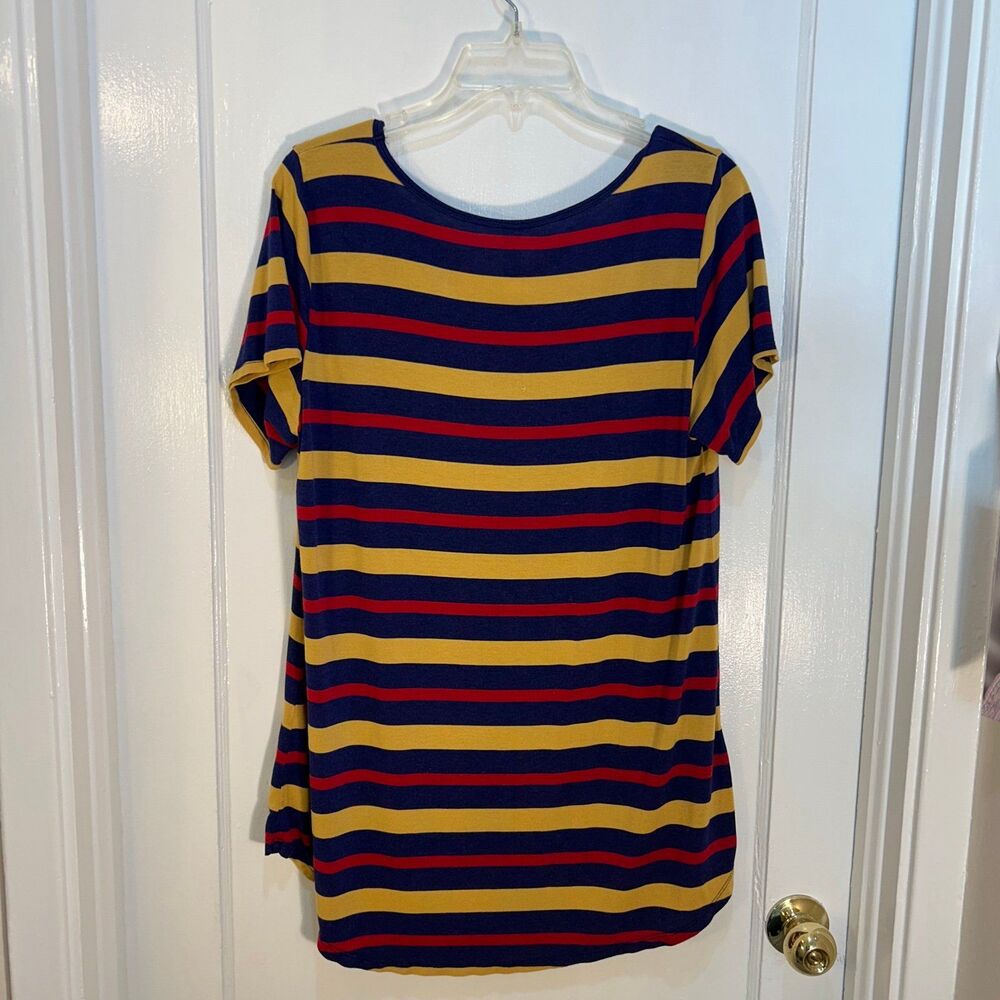 LuLaRoe, XL Short Sleeve T-shirt Horiz Stripe Blue, Red & Gold Hi/Lo Hem